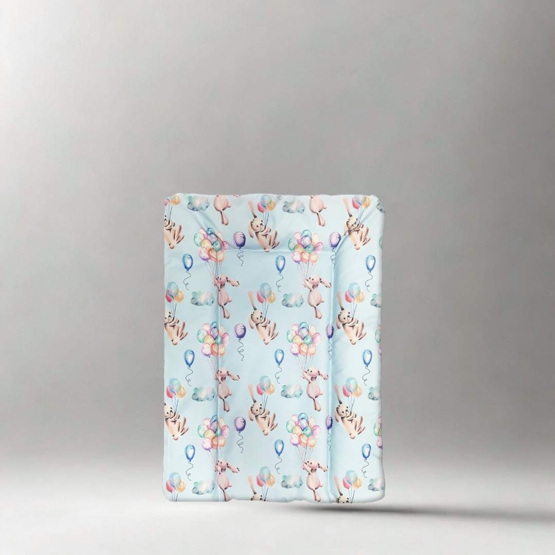 baby changing mat, Komkom baby mat, diaper changing pad, PVC baby mat, newborn essentials
حافضة اطفال, مفرش غيار بيبي, حافضة كومكوم, مفرش تغيير حفاضات, منتج اطفال