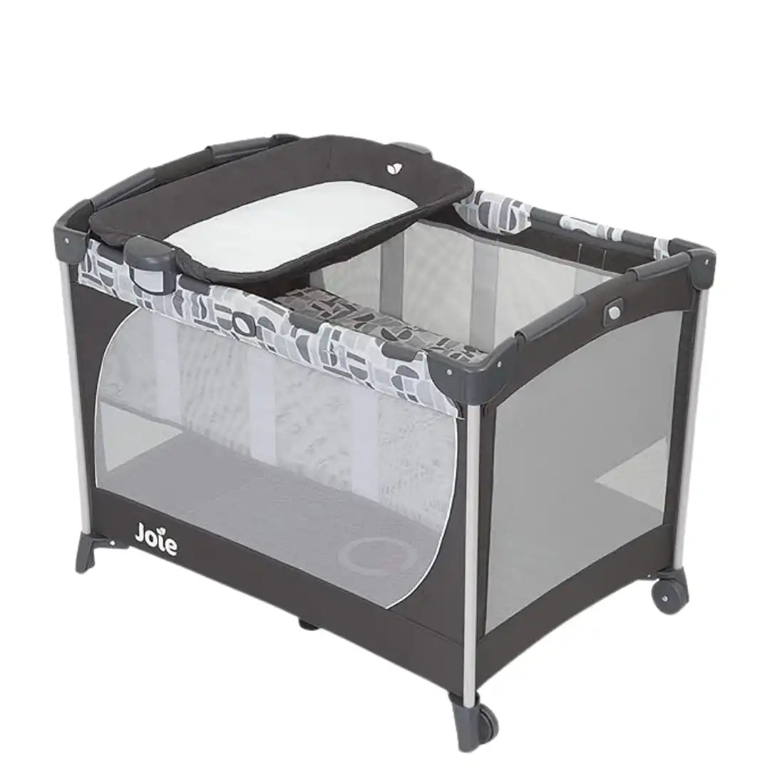 Commuter Change Playard Logan, سرير لعب اطفال, Playard محمول مع مكان تغيير الحفاظات, سرير لعب مريح, سرير لعب خفيف, مستلزمات بيبي
Commuter Change Playard Logan, portable baby playard, playard with changing station, breathable mesh playard, foldable baby playard, travel playard Logan, cozy baby rest playard, baby essentials playard