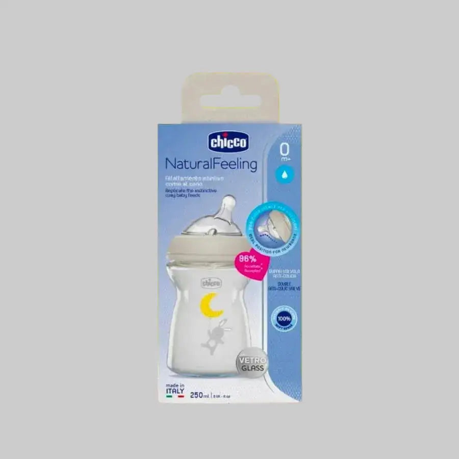 Chicco Natural Feeling Glass Baby Bottle 250ml[+2M] - Memo'sMart